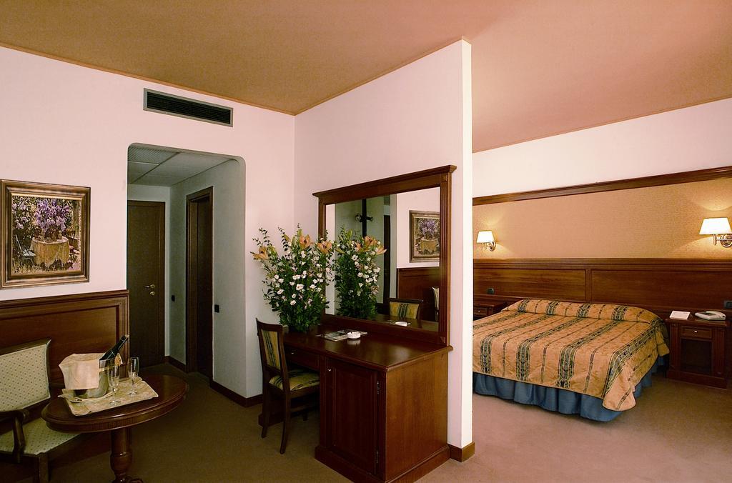Balletti Park Hotel Viterbo Room photo